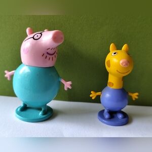 3/$25💙2003 ABD Peppa Pig Daddy Pig and Gerald Giraffe Toy Figures